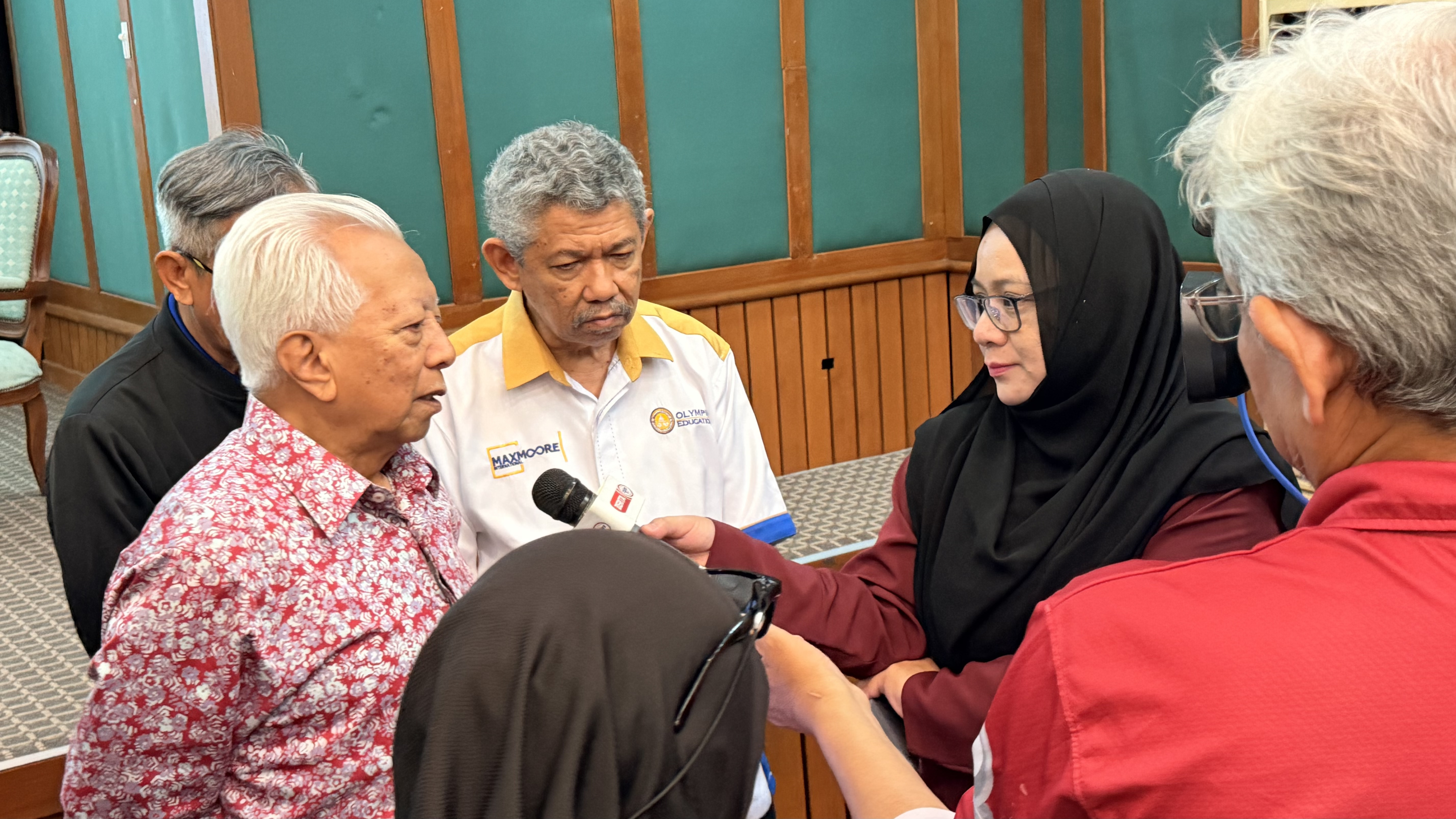 DIALOG WISDOM MERDEKA